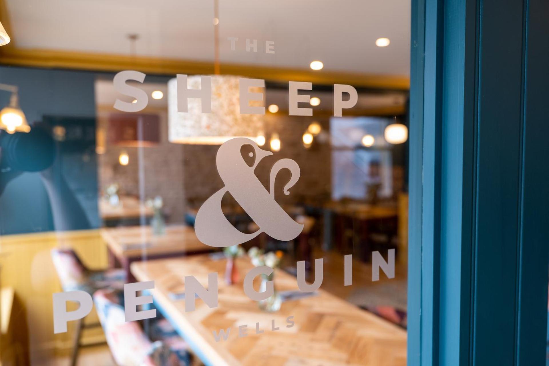 The Sheep And Penguin Hotel Wells Eksteriør billede